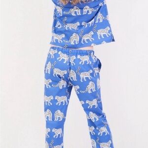 Anorak Women’s Medium Blue White Leopard Button Down Matching Pajamas